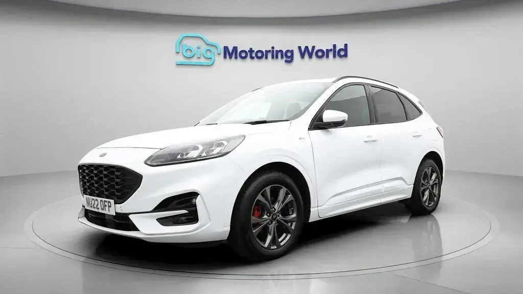 Used Ford Kuga ST-Line 190 HP (139 kW) 2022 White SUV