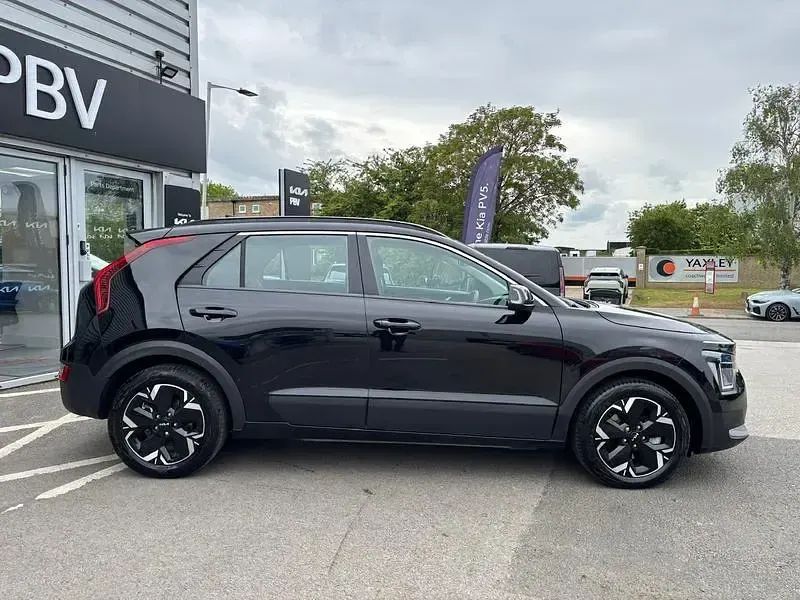 Used Kia e-Niro 11 kW (15 HP) 2023 Black SUV