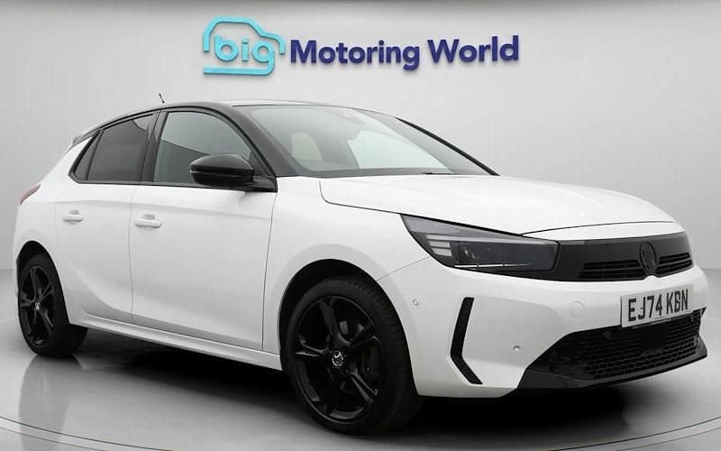 Used Vauxhall Corsa S 131 HP (96 kW) 2024 White Hatchback