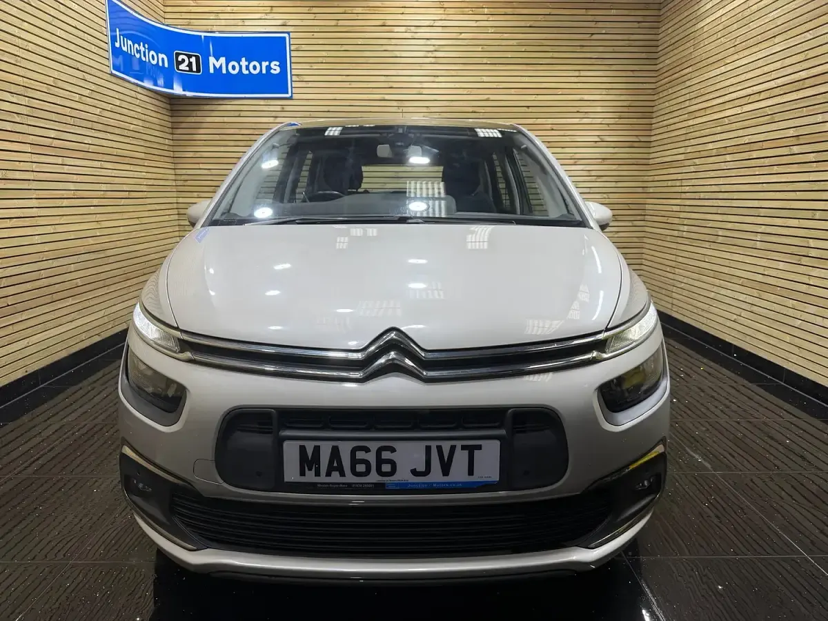 Used Citroën C4 Picasso Feel 120 HP (88 kW) 2016 Beige MPV