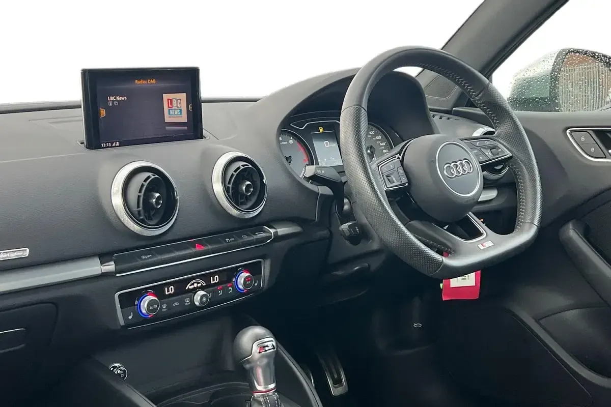 Used Audi A3 Advanced 220 HP (161 kW) 2019 Grey Sedan