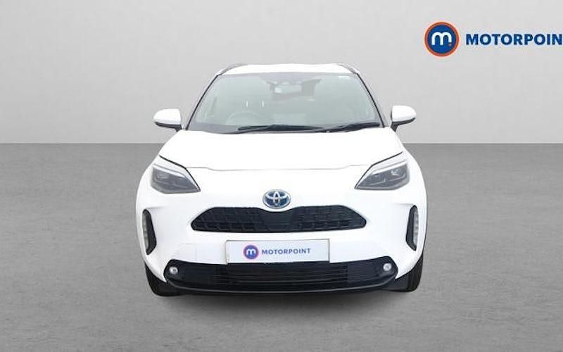 Used Toyota Yaris Hybrid Design 116 HP (85 kW) 2026 Estate