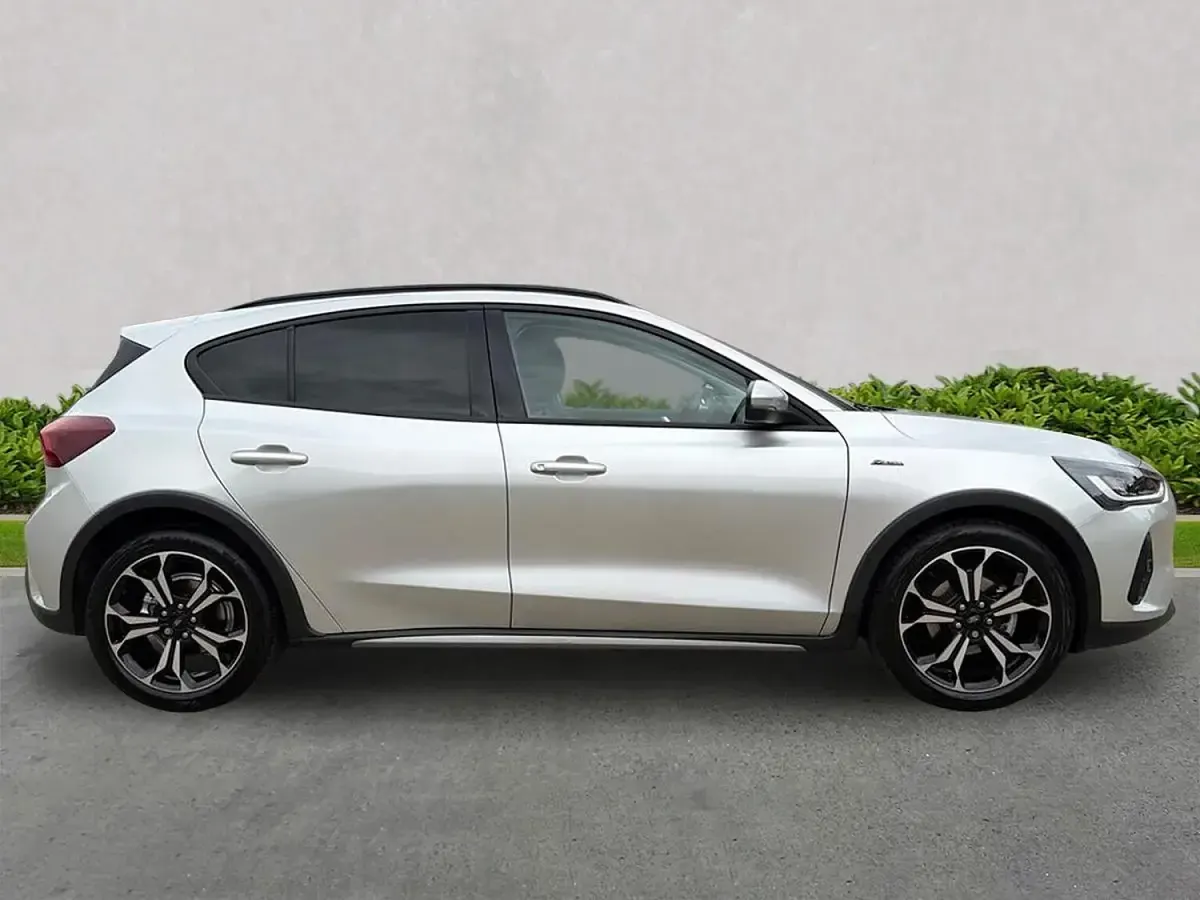 Used Ford Focus Active X 2024 Silver Hatchback