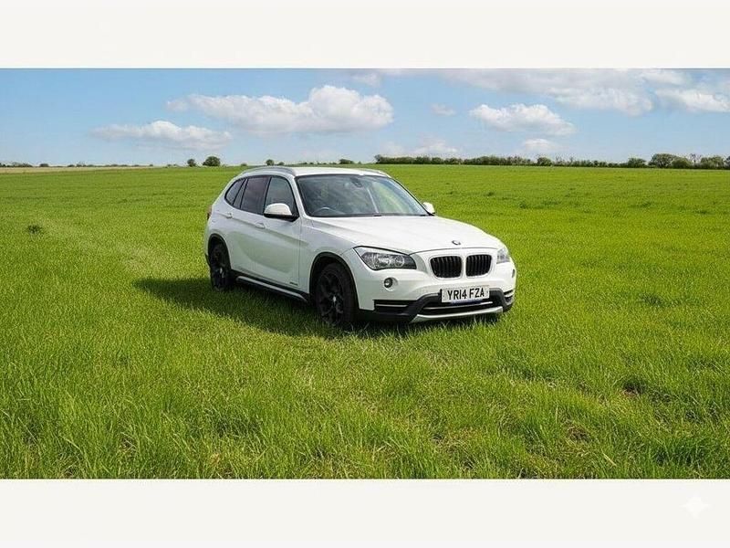 White Used 2014 BMW X1 xLine SUV | £4,200 (Good price) - Image 1/4