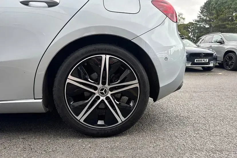 Used Mercedes A150 Sport Edition 148 HP (108 kW) 2025 Silver Hatchback