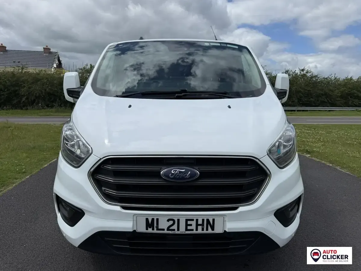Used Ford Transit Custom Limited 130 HP (95 kW) 2021 White Van