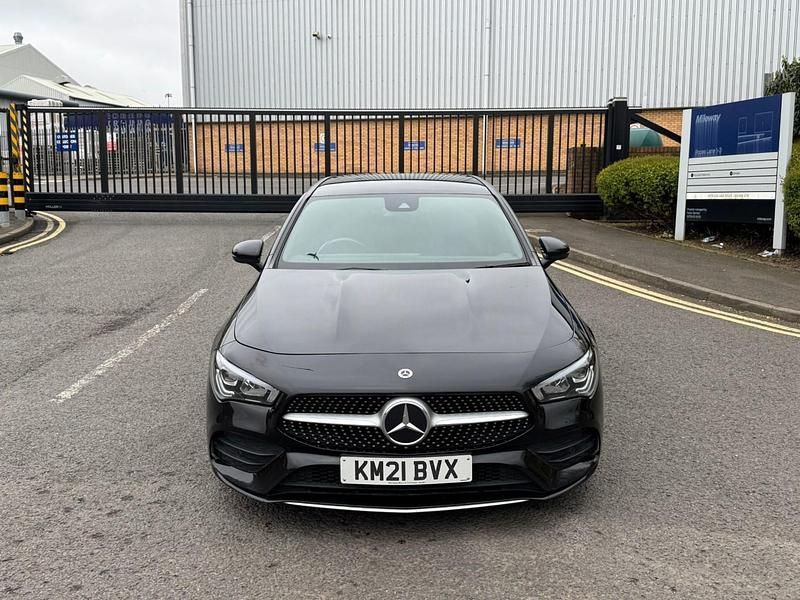 Begagnad Mercedes CLA200 AMG line 2021 Svart Kombi