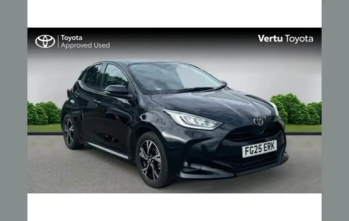 Used Toyota Yaris Design 116 HP (85 kW) 2025 Hatchback