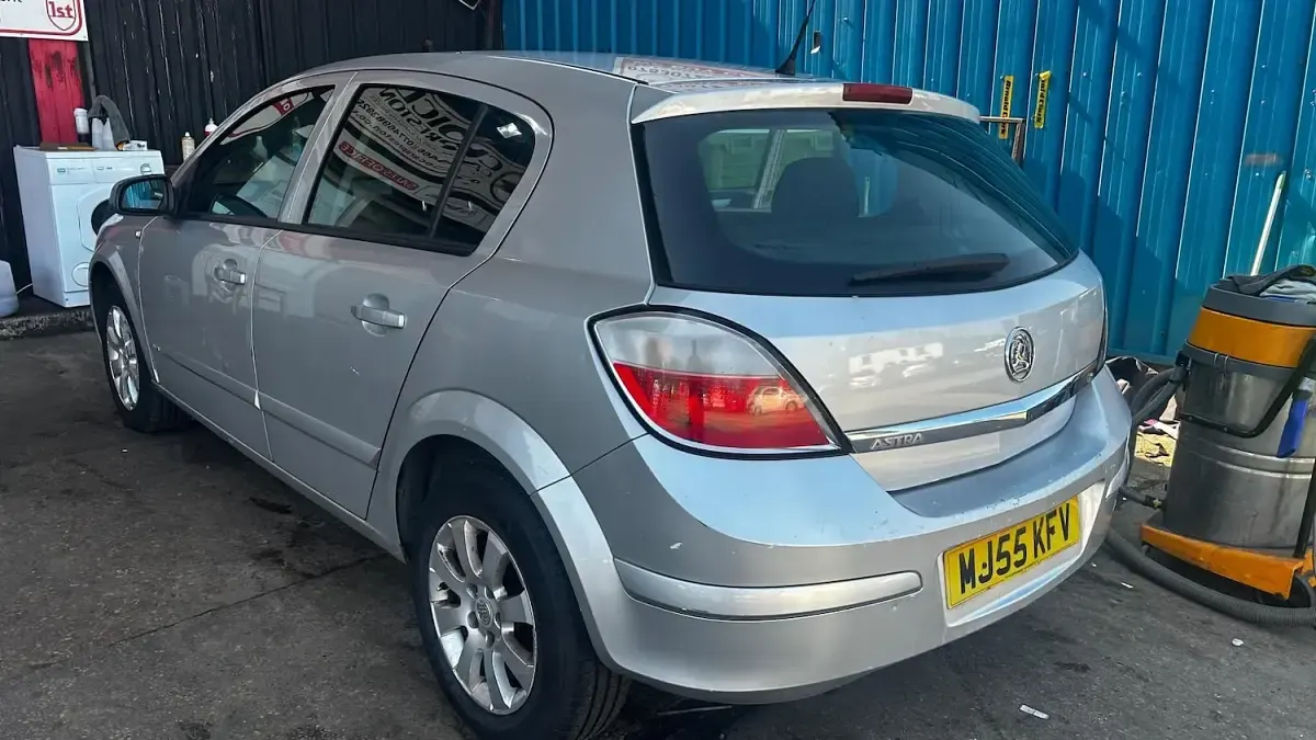 Used Vauxhall Astra Club 2005 Silver Hatchback