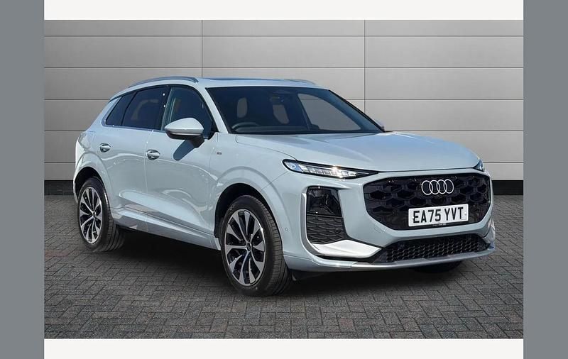 Used Audi Q3 S-Line 150 HP (110 kW) 2025 Grey SUV