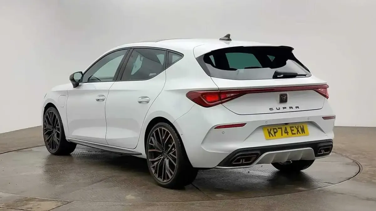 Used Cupra Leon VZ2 2024 White Hatchback