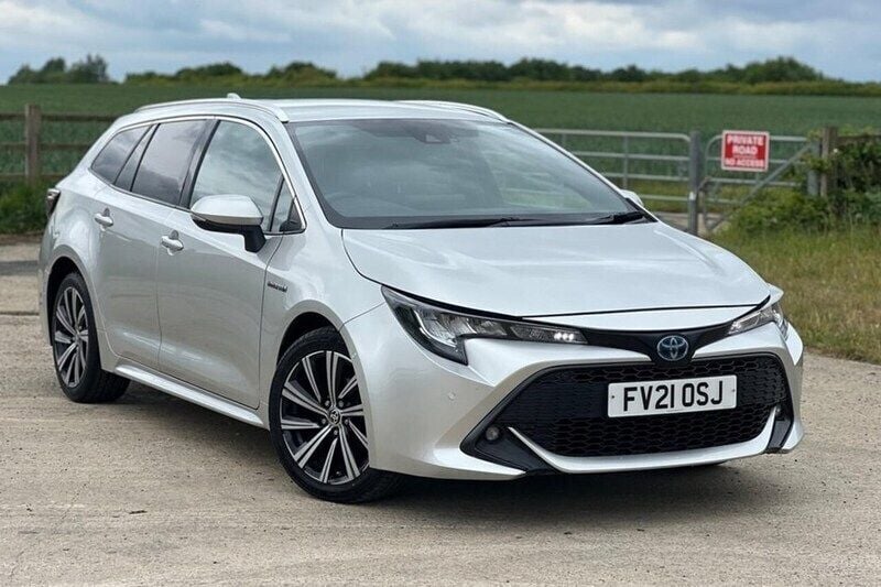 Silver Used 2021 Toyota Corolla Design Estate | £14,999 (Fair price) - Image 1/1