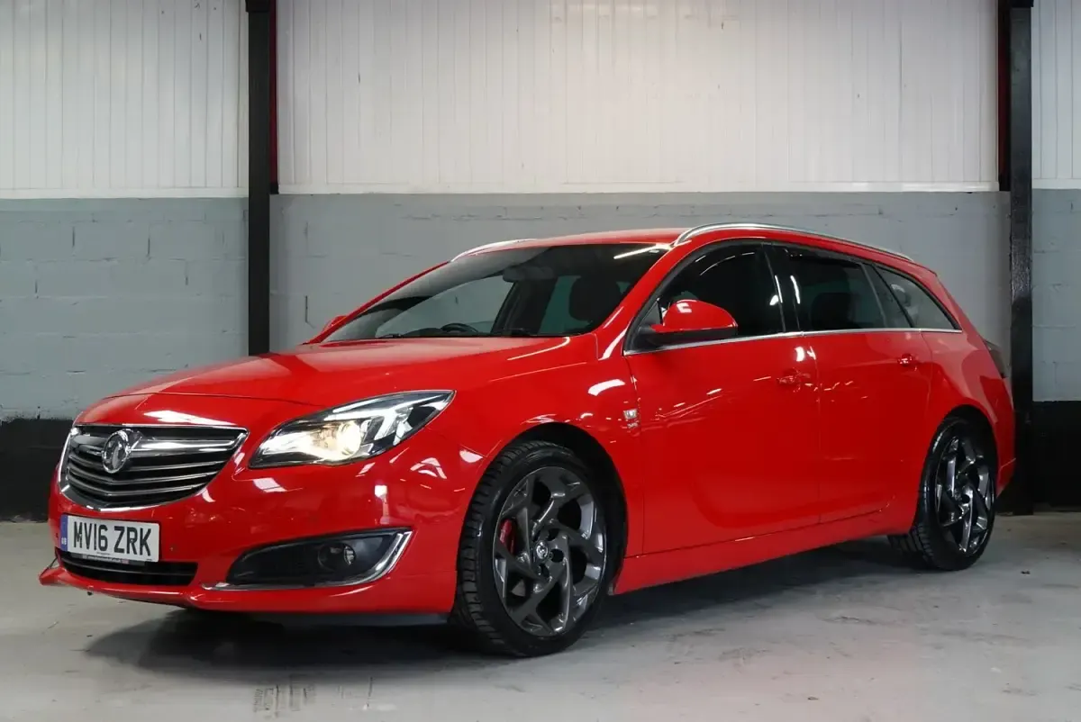 Used Vauxhall Insignia SRi 2016 Red Estate
