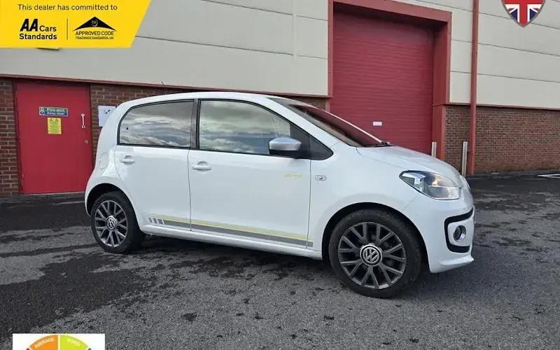 Used VW up! 75 HP (55 kW) 2016 Hatchback