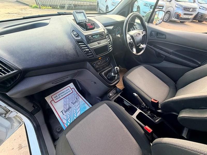 Used Ford Transit Connect S 100 HP (73 kW) 2019 White MPV