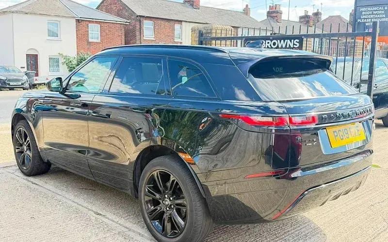 Used Land Rover Range Rover Velar R-Dynamic 179 HP (131 kW) 2020 SUV
