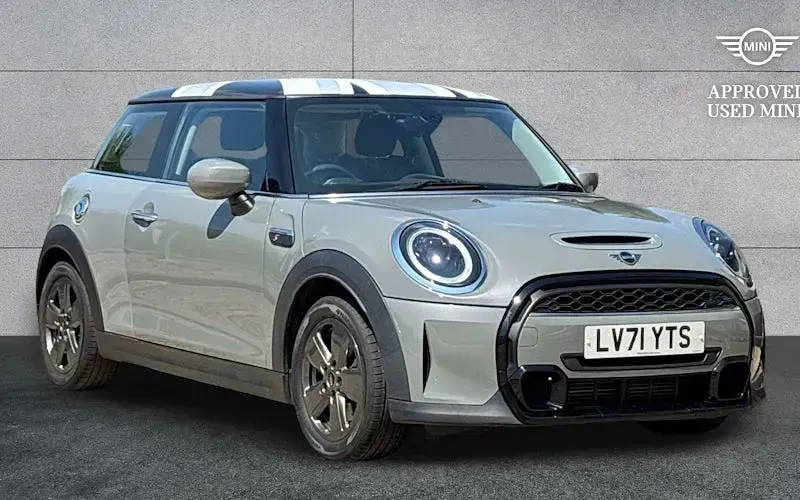 Used Mini Cooper S Classic 178 HP (130 kW) 2021 Hatchback