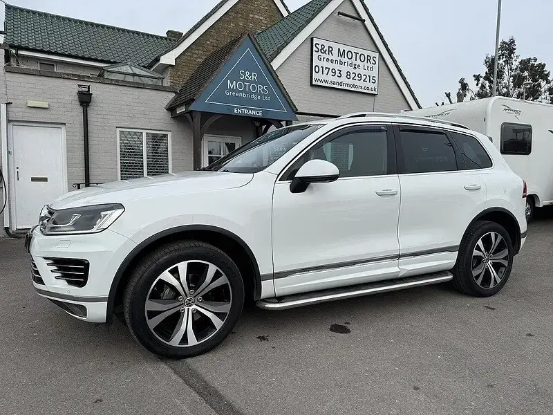 Used VW Touareg R-line 262 HP (192 kW) 2016 White SUV