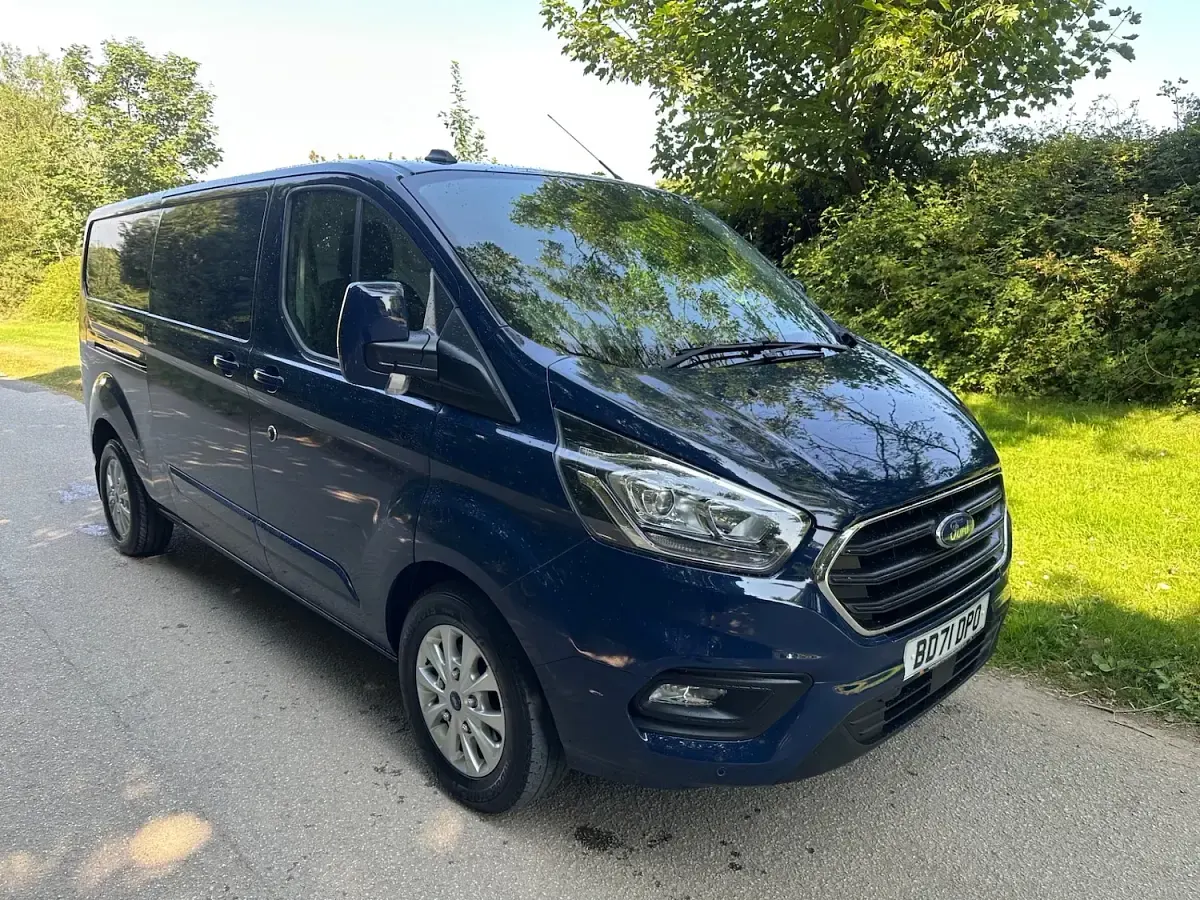 Used Ford Transit Custom Limited 130 HP (95 kW) 2021 Blue Van
