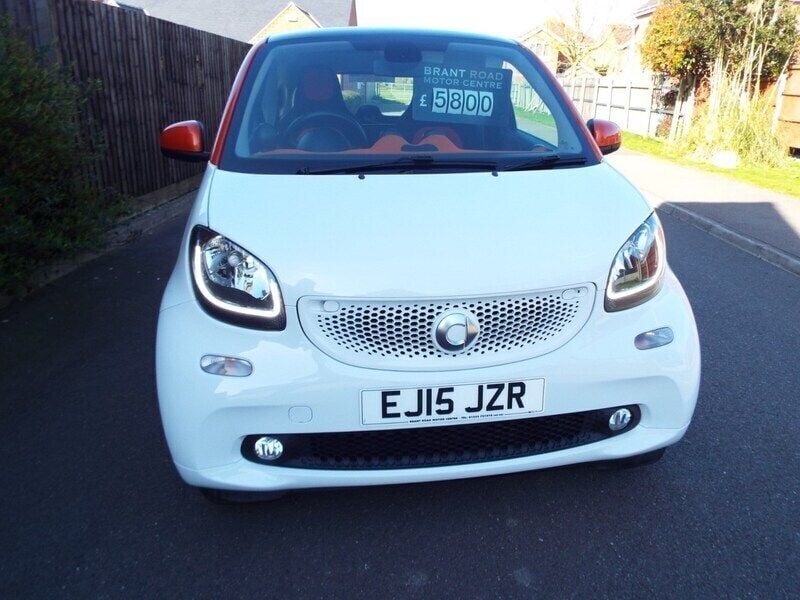 White Used 2015 Smart ForTwo Coupé Edition #1 Coupe | £5,800 (Fair price) - Image 1/4