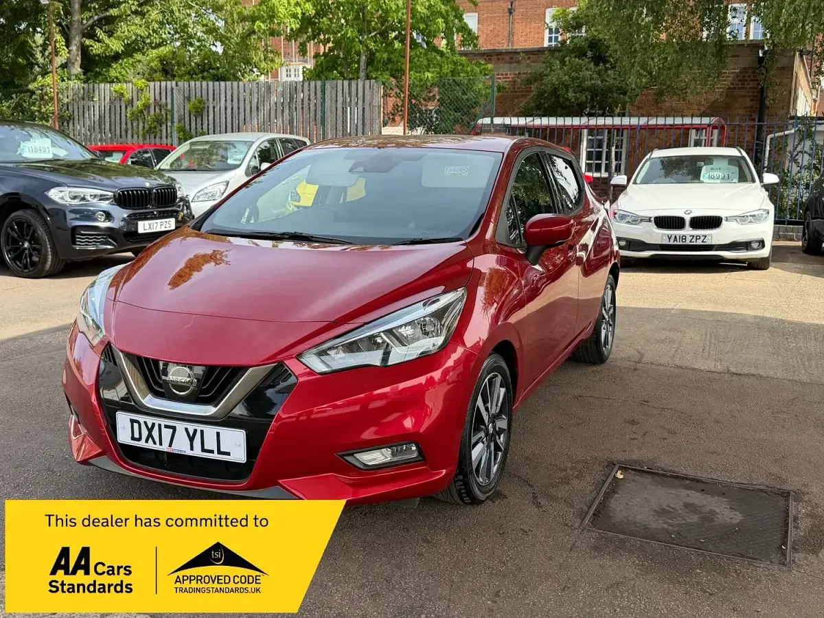 Used Nissan Micra N-Connecta 90 HP (66 kW) 2017 Red Hatchback