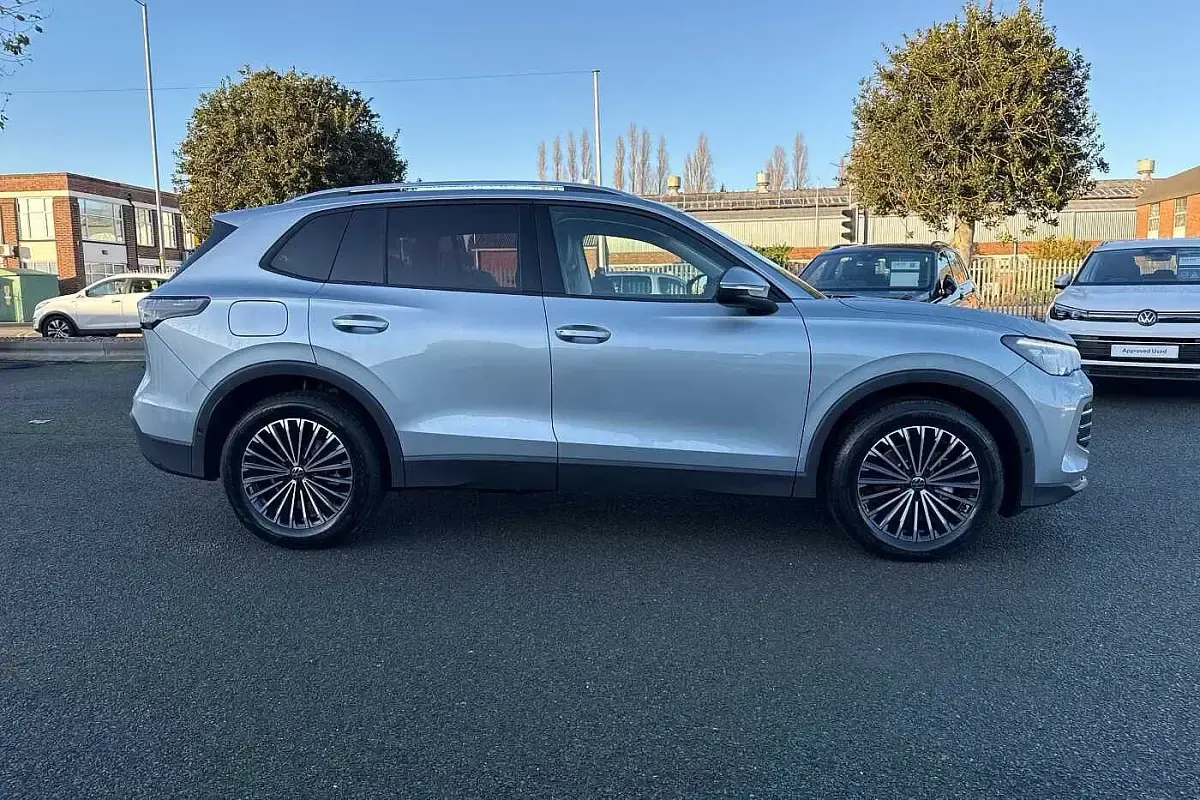 Used VW Tiguan Match 130 HP (95 kW) 2025 Oyster silver SUV