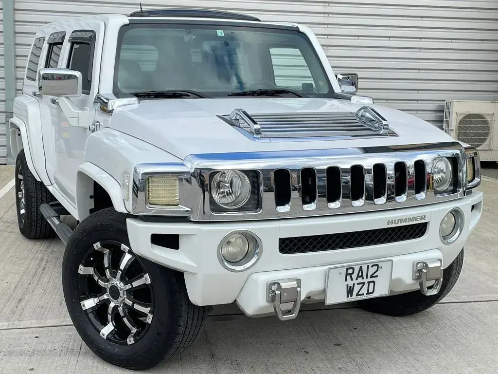 Used Hummer H3 2025 SUV