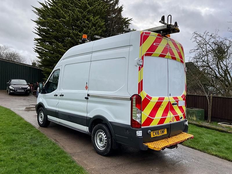 Used Ford Transit 155 HP (114 kW) 2016 White Van