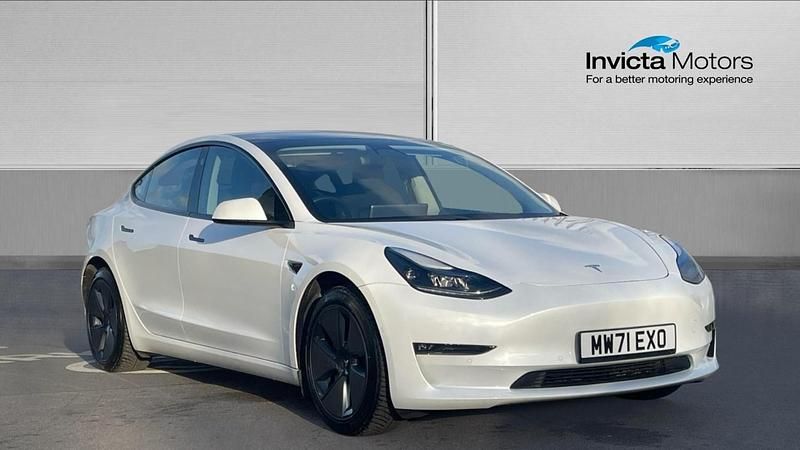 White Used 2021 Tesla Model 3 Long Range AWD Sedan | £20,000 (Fair price) - Image 1/4