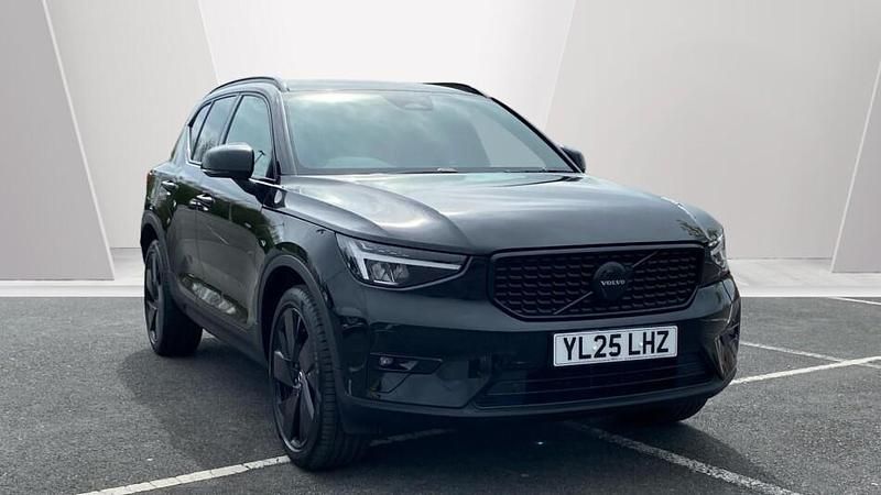 Used Volvo XC40 Plus 197 HP (144 kW) 2025 SUV