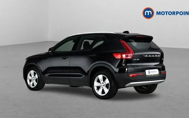 Used Volvo XC40 Core 163 HP (119 kW) 2026 SUV