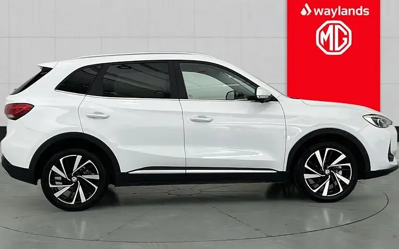 Used MG ZS Trophy 196 HP (144 kW) 2025 White SUV