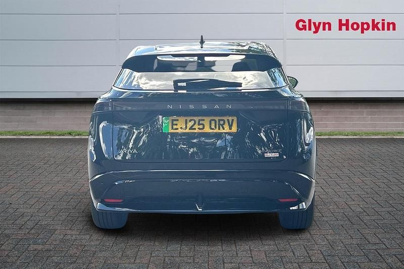 New Nissan Ariya Evolve 225 kW (306 HP) 2025 Black SUV