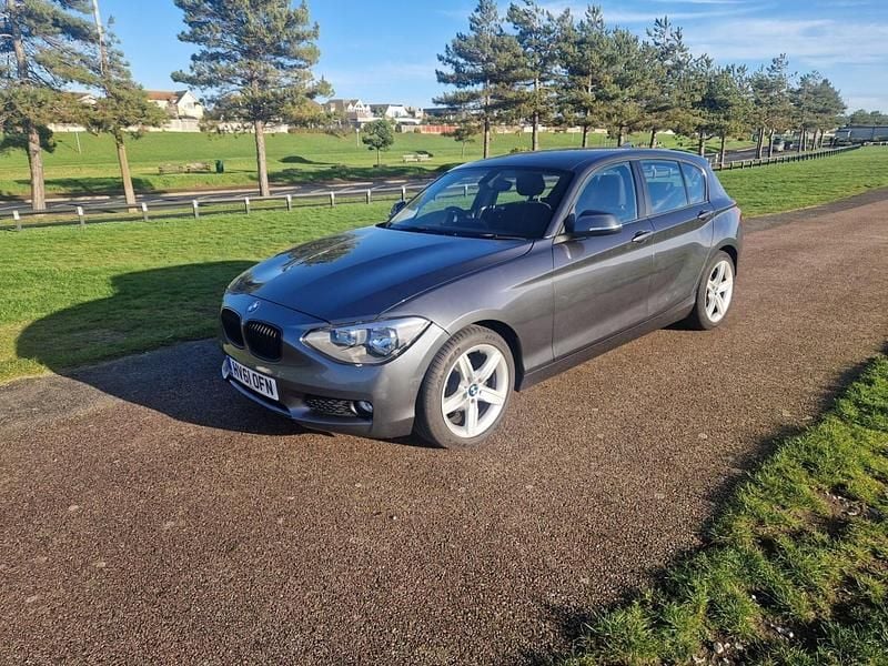Grey Used 2011 BMW 118 Sport Line Hatchback | £4,795 (Fair price) - Image 1/4