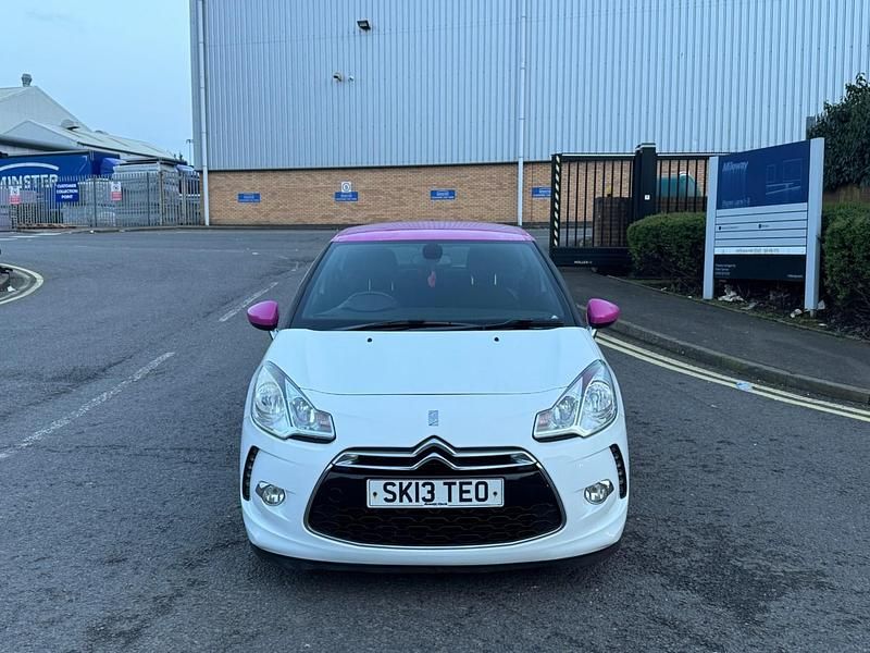 Begagnad Citroën DS3 2013 Vit Halvkombi