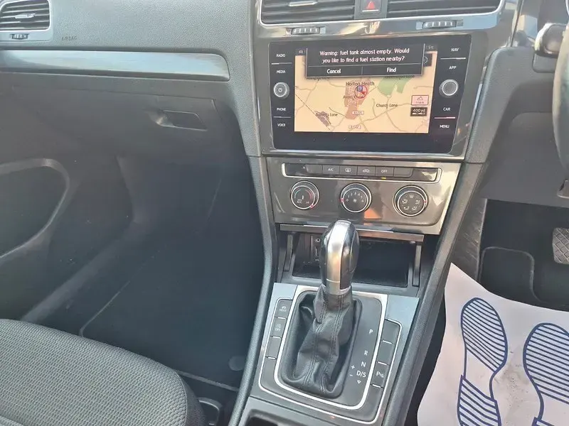 Second-hand VW Golf VII SE 150 CP (110 kW) 2018 Alb Break