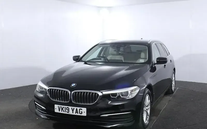 Used BMW 520 Competition Edition 190 HP (139 kW) 2019 Black Estate