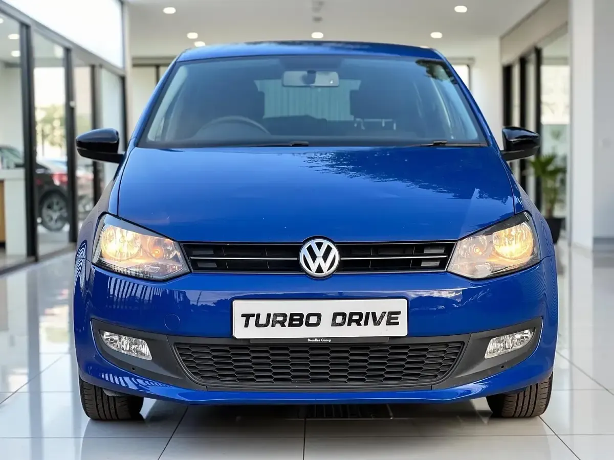 Used VW Polo Match 60 HP (44 kW) 2013 Blue Hatchback