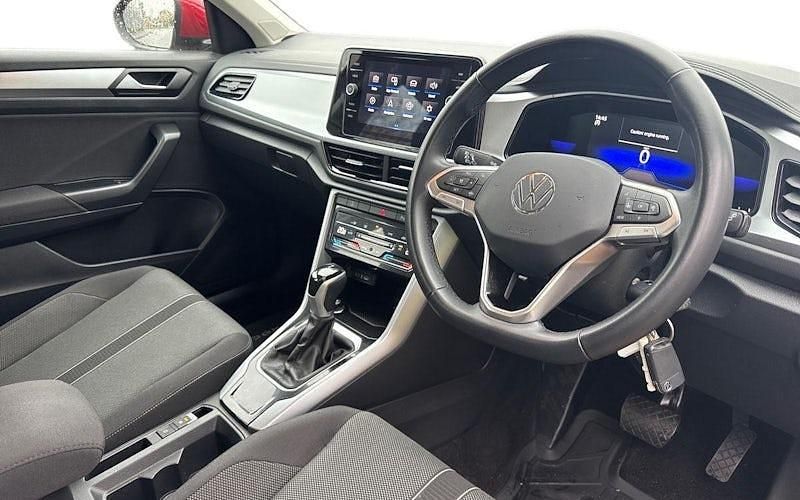 Used VW T-Roc Life 150 HP (110 kW) 2025 SUV
