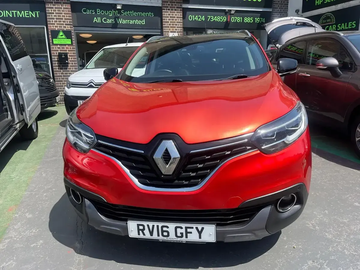 Used Renault Kadjar Signature 130 HP (95 kW) 2016 Red SUV