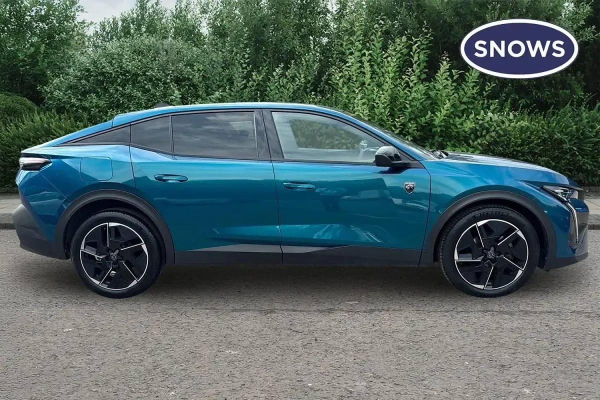 Used Peugeot 408 GT 131 HP (96 kW) 2024 Blue SUV