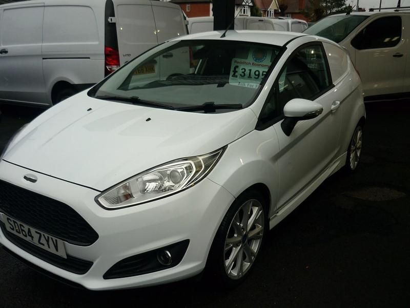 Used Ford Fiesta Sport 2015 White Van