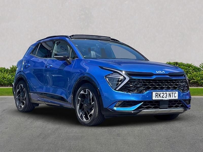 Blue Used 2023 Kia Sportage 4 SUV | £27,499 (Fair price) - Image 1/4