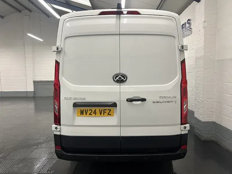 Używany Maxus V90 2024 Biały Van