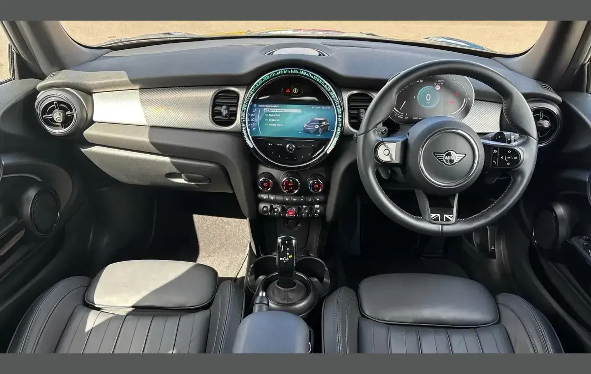 Used Mini Cooper S Exclusive 176 HP (129 kW) 2024 Blue Hatchback