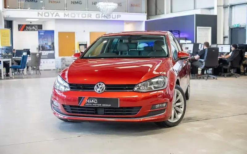 Used VW Golf VII GT 150 HP (110 kW) 2015 Red Hatchback