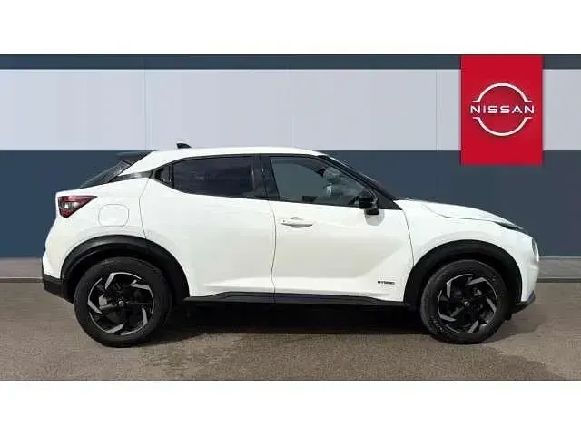 Used Nissan Juke N-Connecta 143 HP (105 kW) 2023 White SUV