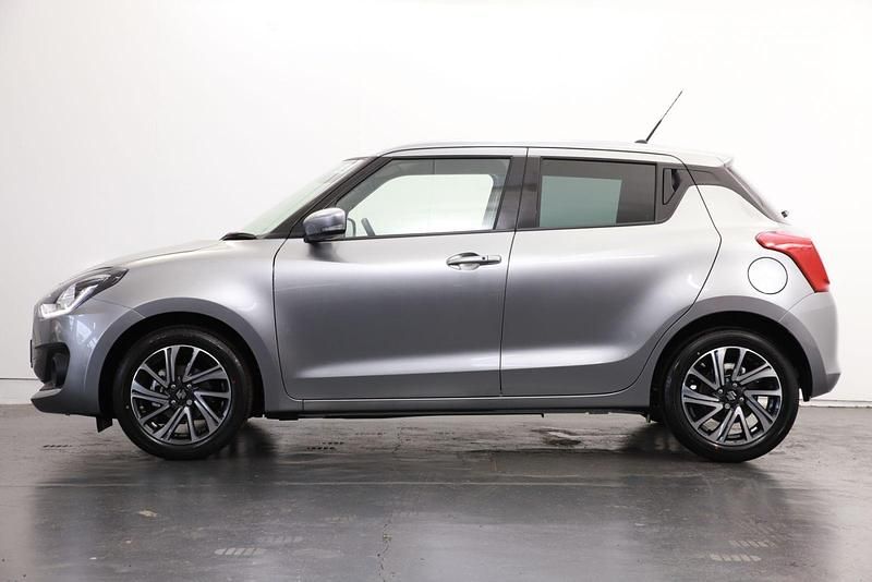 Used Suzuki Swift SZ5 83 HP (61 kW) 2024 Silver Hatchback