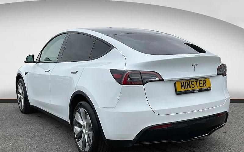 Used Tesla Model Y Long Range AWD 286 kW (389 HP) 2025 SUV