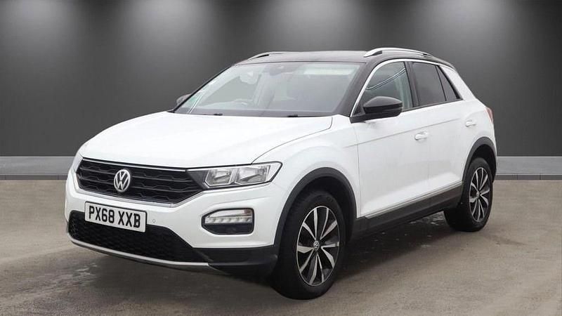 Used VW T-Roc Design 115 HP (84 kW) 2018 White SUV